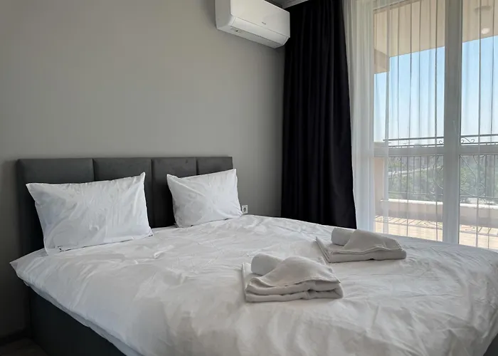 公寓 1br With Panoramic View Balcony And Designated Parking Space *