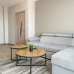 1br With Panoramic View Balcony And Designated Parking Space Апартаменты