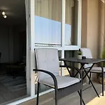 Апартаменты 1br With Panoramic View Balcony And Designated Parking Space Пловдив