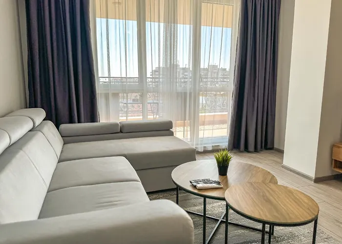 Apartment 1br With Panoramic View Balcony And Designated Parking Space *