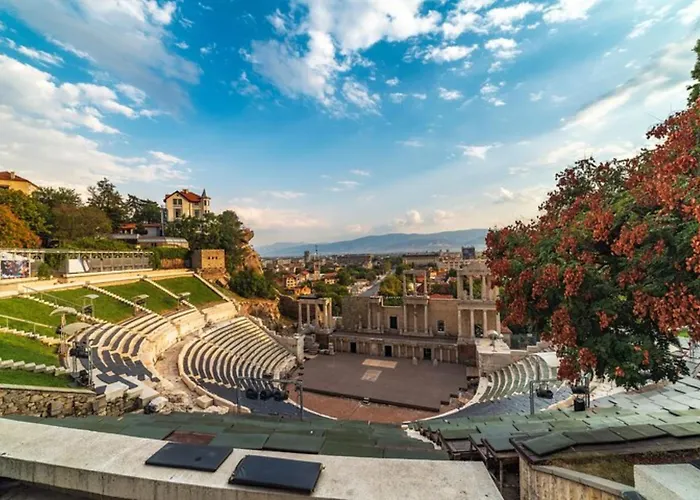 Apartment 1br With Panoramic View Balcony And Designated Parking Space